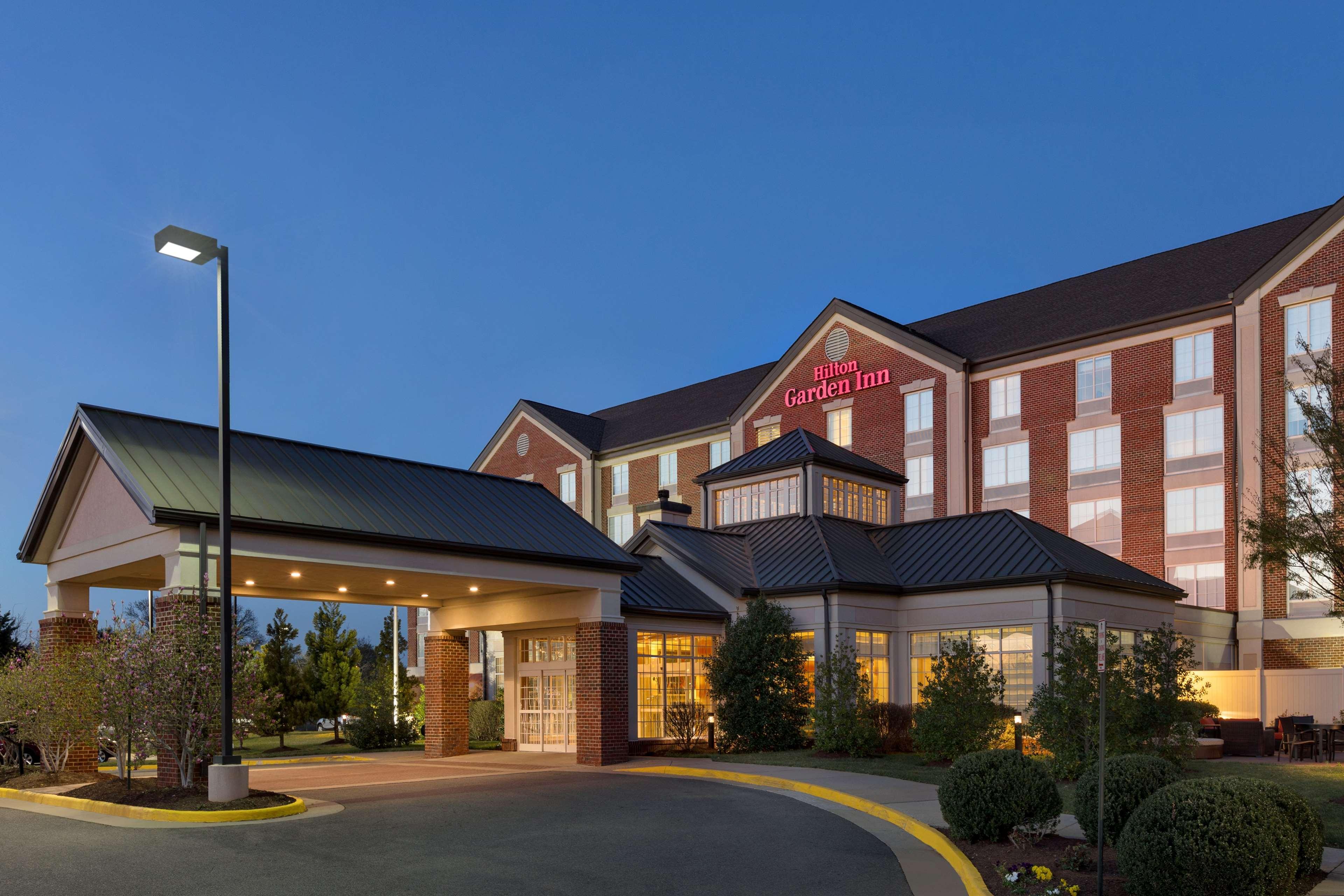 Hilton Garden Inn Fredericksburg Extérieur photo
